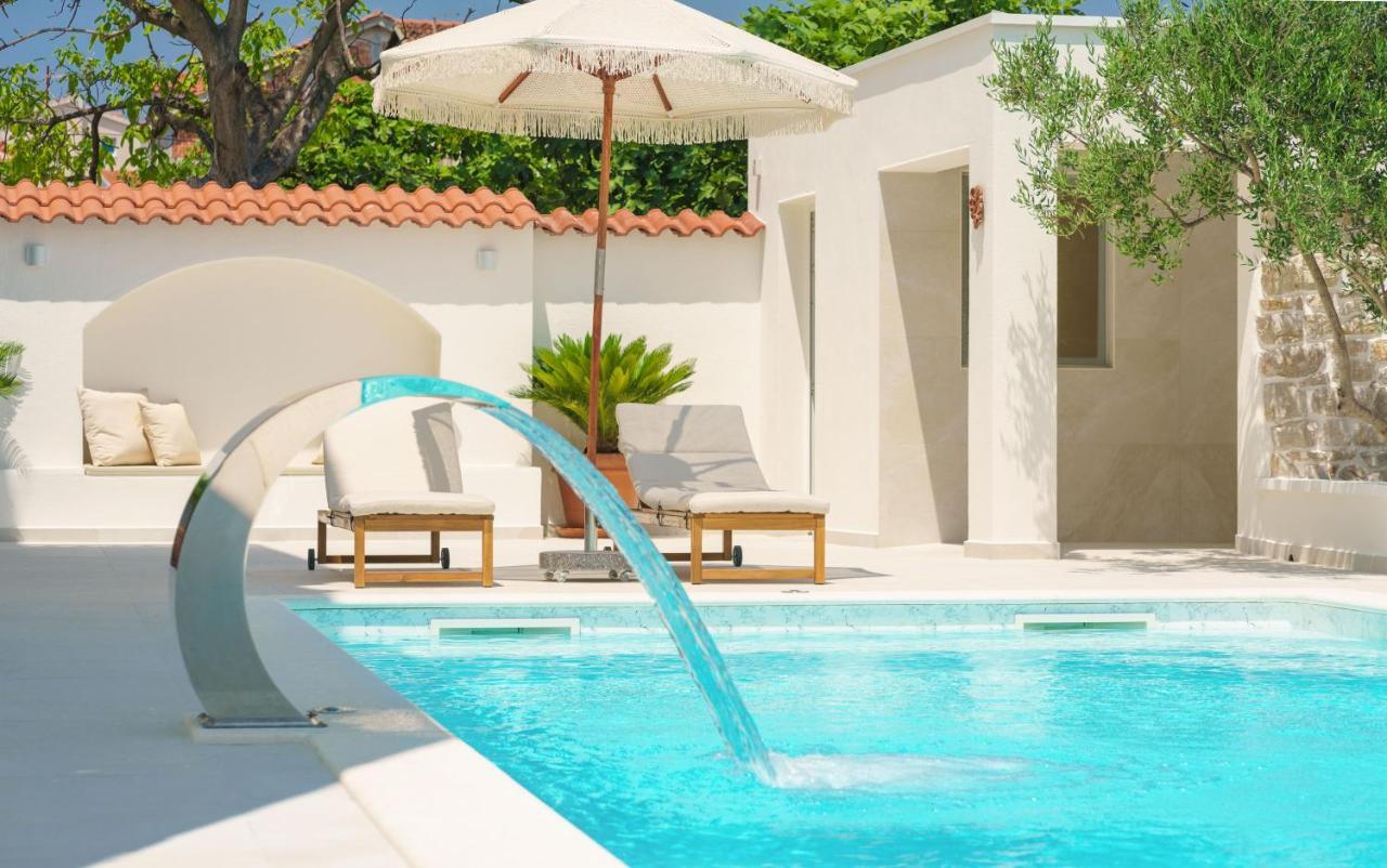 Villa Bianca Vodice Exterior foto
